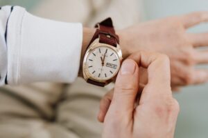 watch losing time